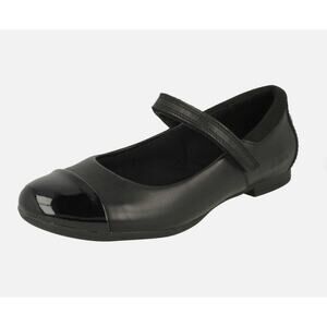 Clarks Girl's Scala Gem Y Ballet Flats size 6